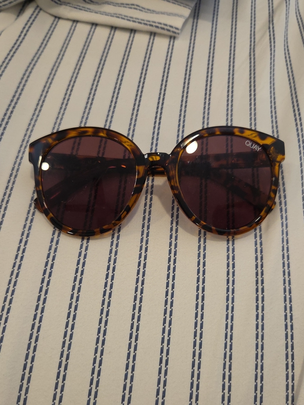 Quay Australia "High Tea" Tortoiseshell Round Sunglasses with Brown Lenses